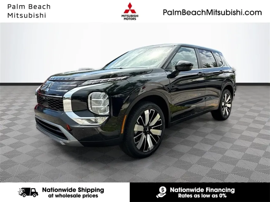 2025 Mitsubishi Outlander SE photo 1