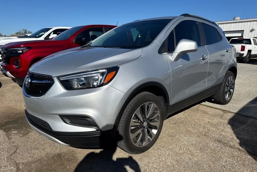 2022 Buick Encore Preferred photo 1
