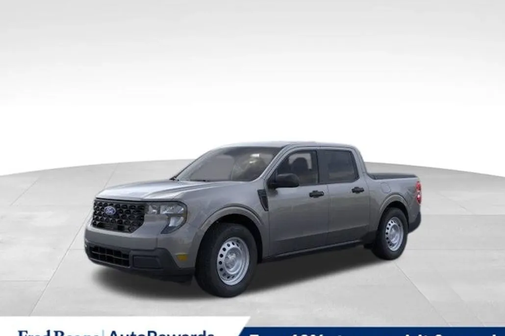 2025 Ford Maverick XL photo 1