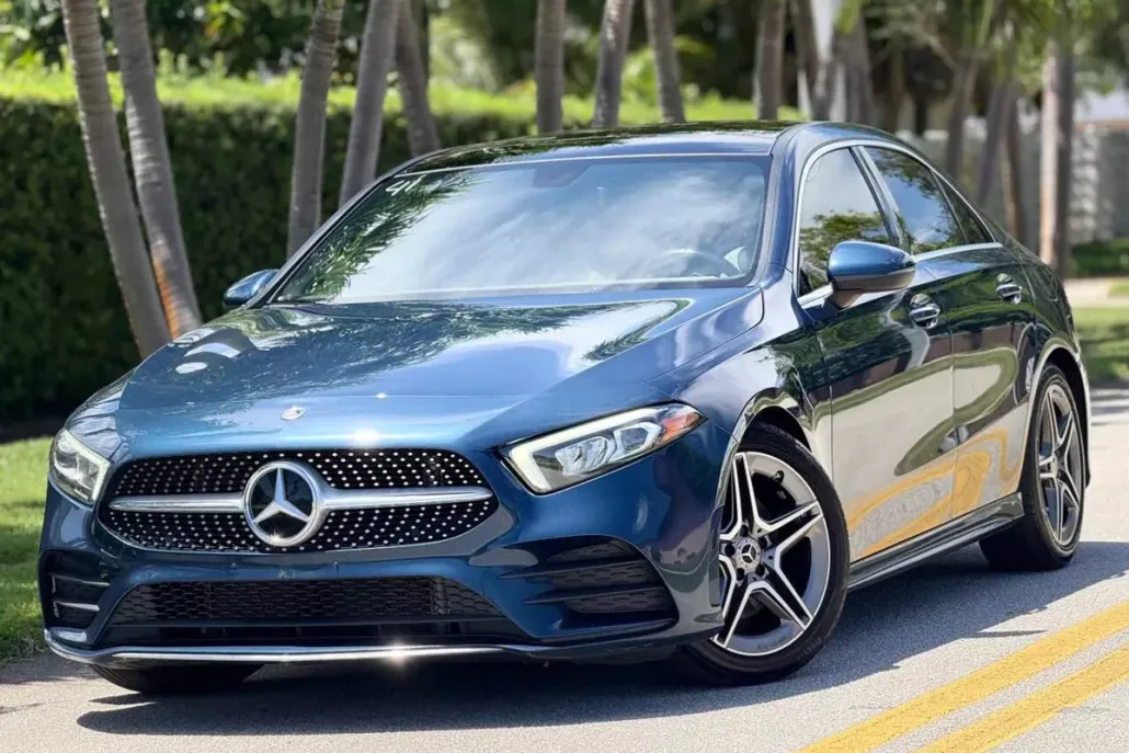 2021 Mercedes Benz A 220 4MATIC photo 1