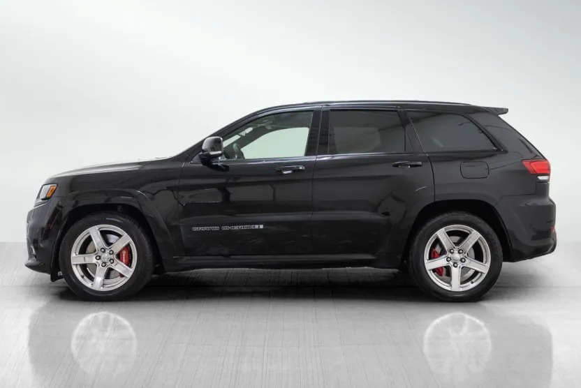 2017 Jeep Grand Cherokee SRT8 photo 1