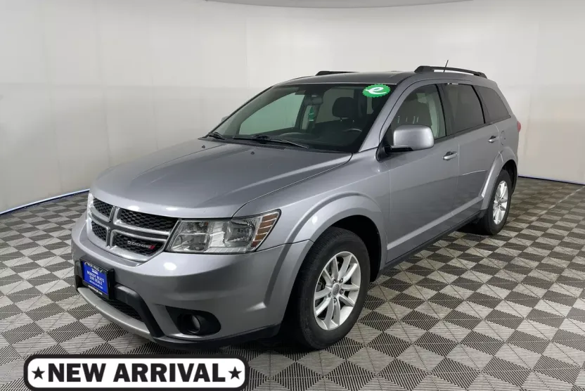 2015 Dodge Journey SXT photo 1