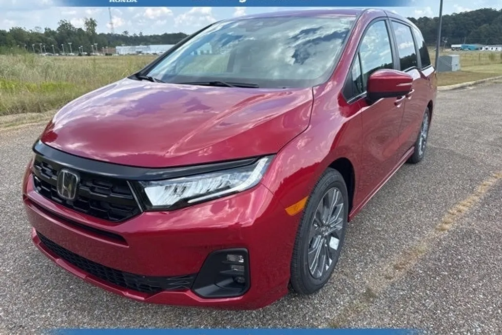 2026 Honda Odyssey Touring photo 1