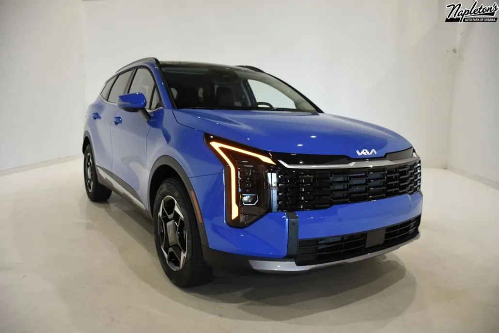 2026 Kia Sportage EX photo 1