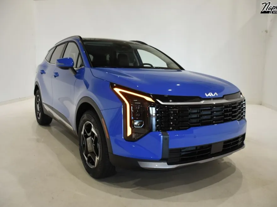2026 Kia Sportage EX photo 1