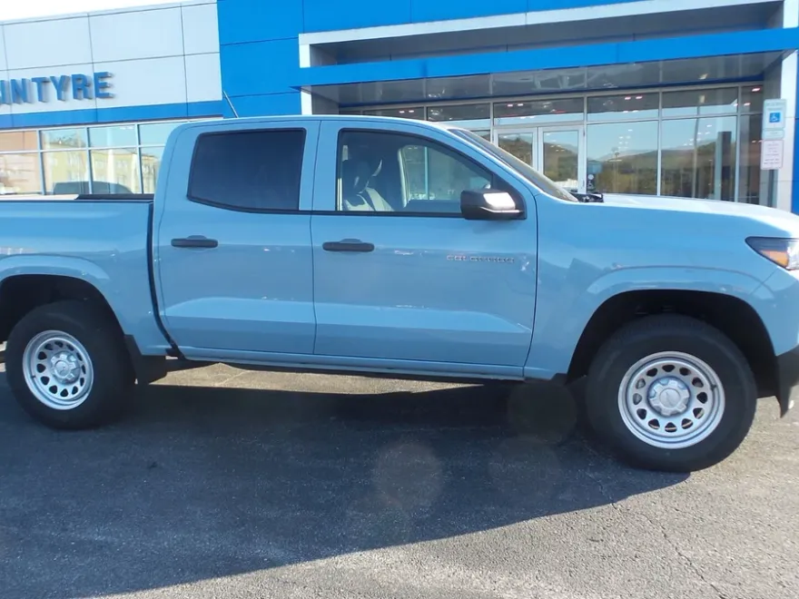 2025 Chevrolet Colorado Work Truck photo 1