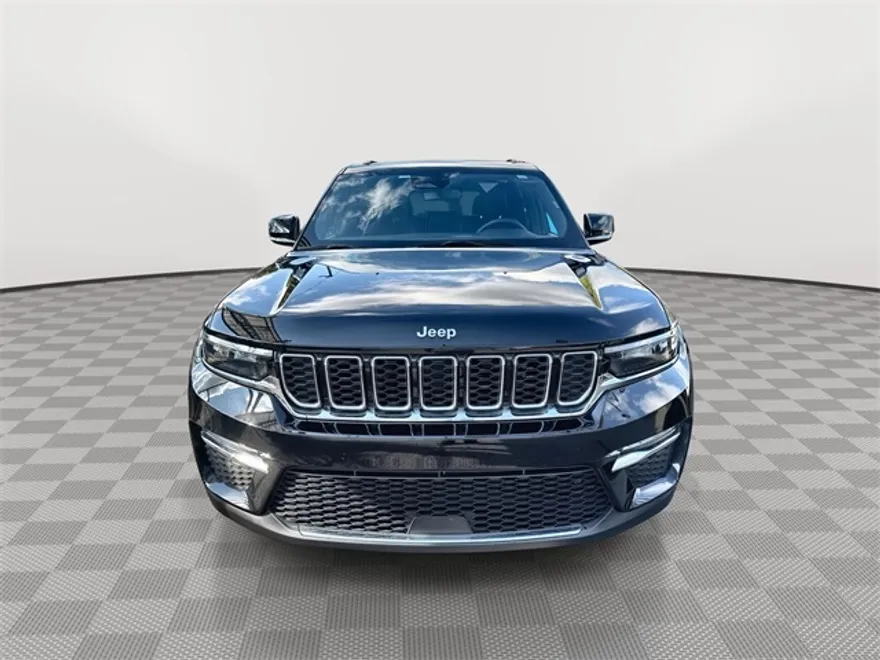 2024 Jeep Grand Cherokee Limited photo 1