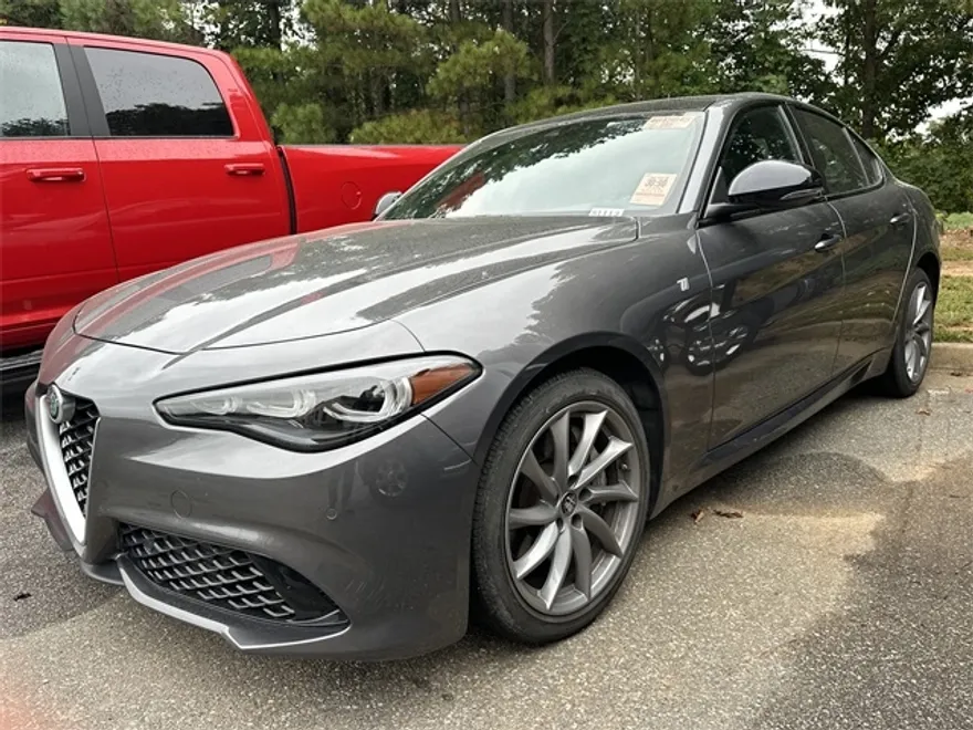 2024 Alfa Romeo Giulia Ti photo 1