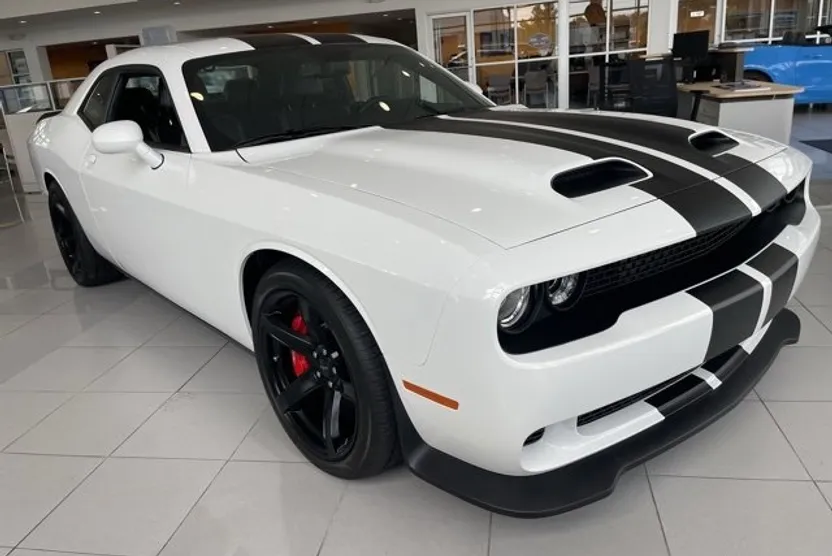2022 Dodge Challenger SRT8 Hellcat photo 1