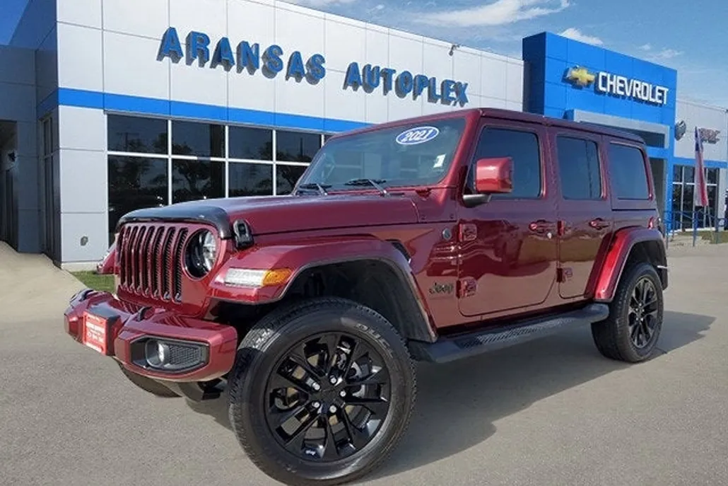 2021 Jeep Wrangler Unlimited Sahara High Altitude photo 1