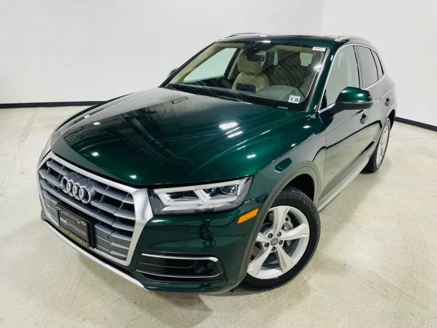 2020 Audi Q5 Premium Plus 45 TFSI S line photo 20