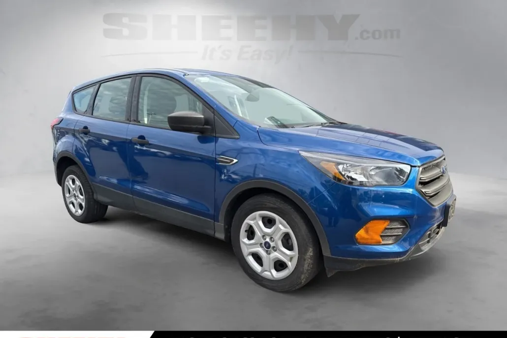 2019 Ford Escape S photo 1