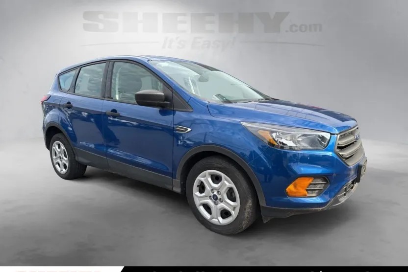 2019 Ford Escape S photo 1