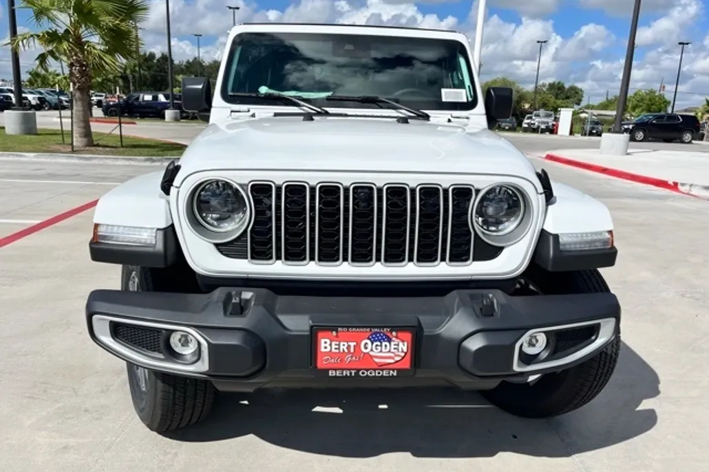 2025 Jeep Wrangler Sahara photo 1
