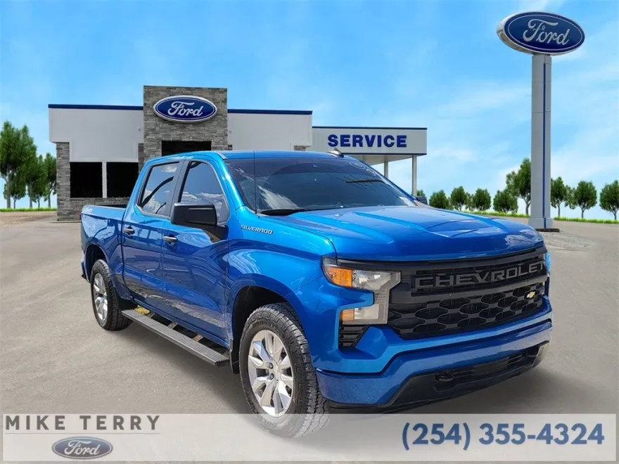 2023 Chevrolet Silverado 1500 photo 1