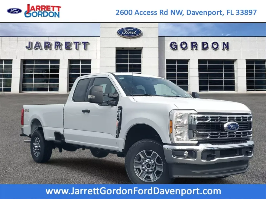 2025 Ford F-350 XLT photo 1