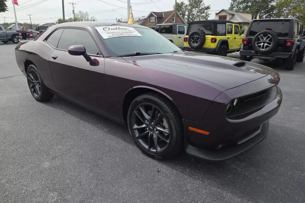 2022 Dodge Challenger GT AWD photo 1