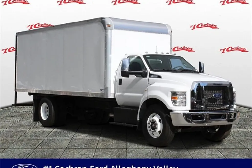 2024 Ford F-650 Base Regular Cab photo 1