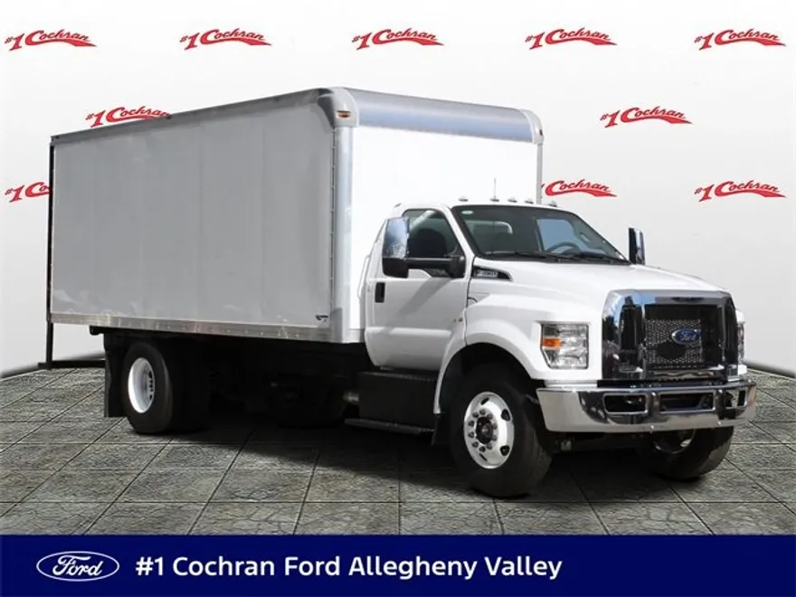 2024 Ford F-650 Base Regular Cab photo 1
