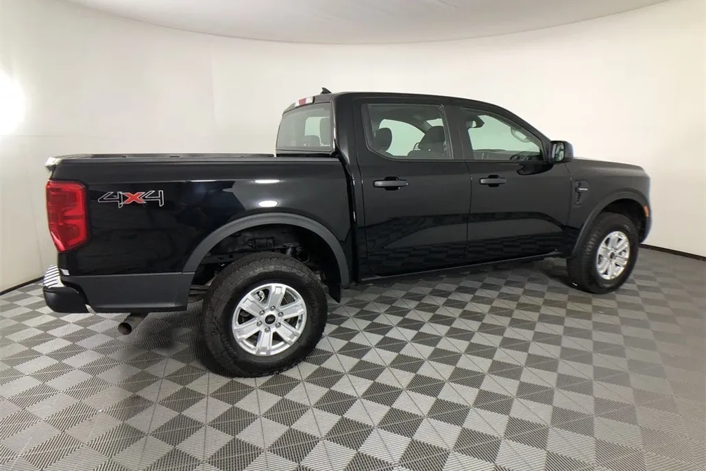 2025 Ford Ranger XL photo 1