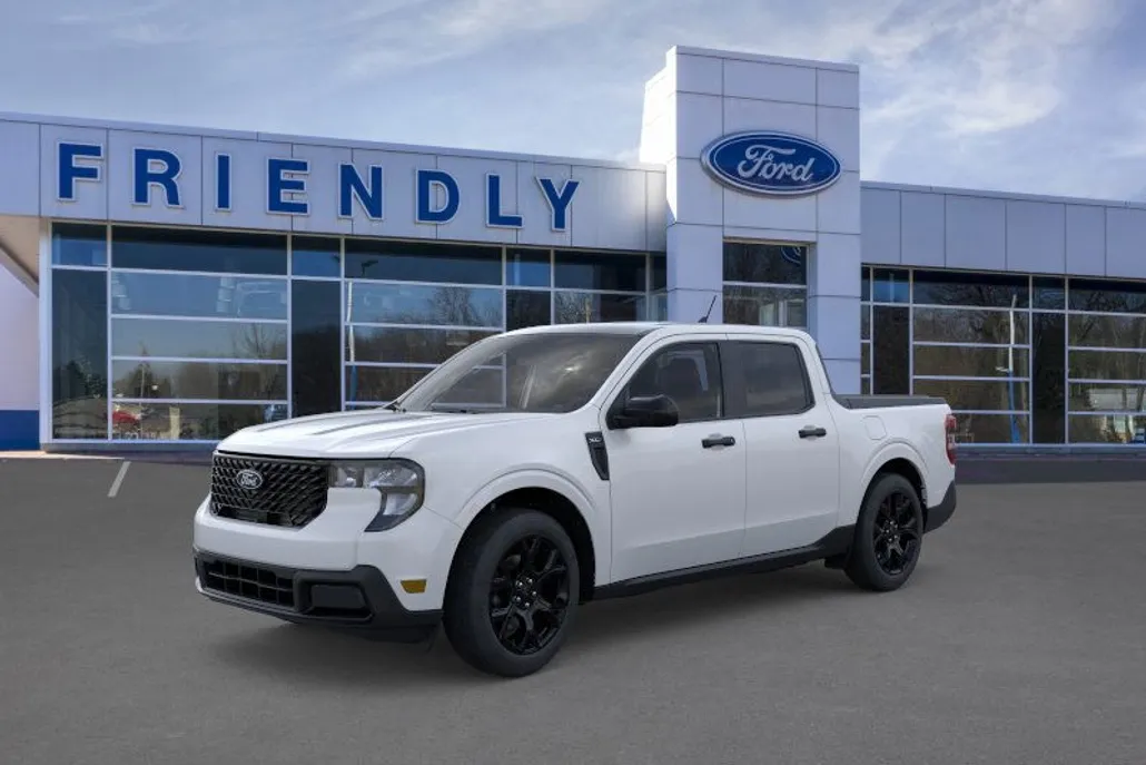 2025 Ford Maverick XLT photo 1