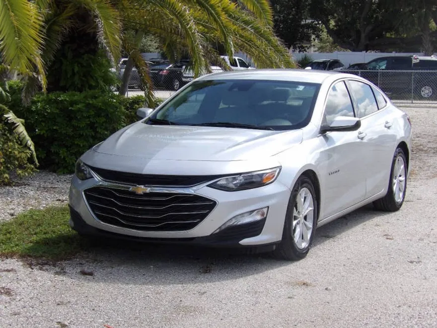 2020 Chevrolet Malibu 1LT photo 1
