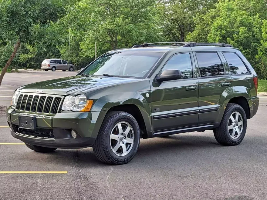 2008 Jeep Grand Cherokee Laredo photo 1