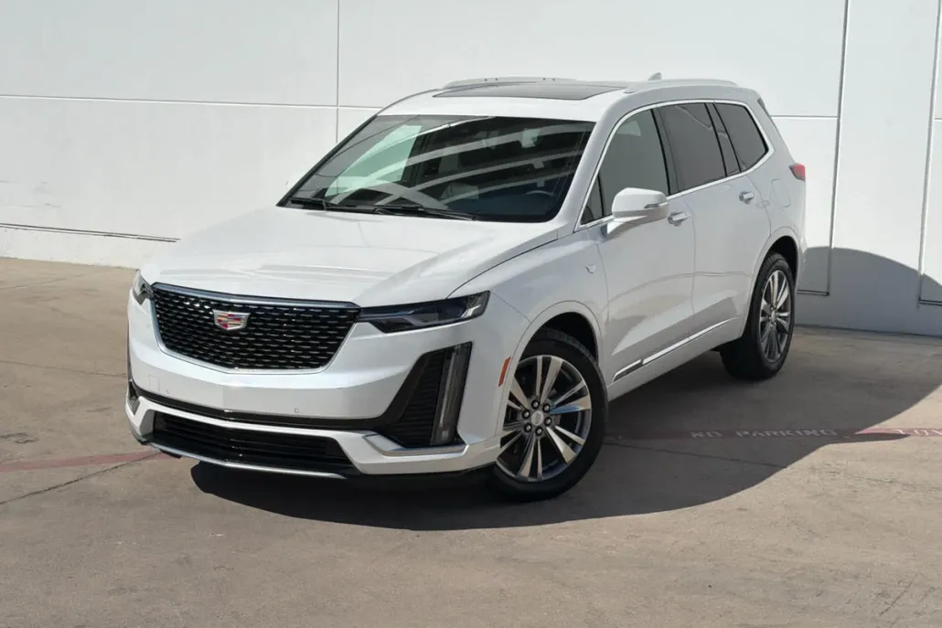 2025 Cadillac XT6 Premium Luxury photo 1