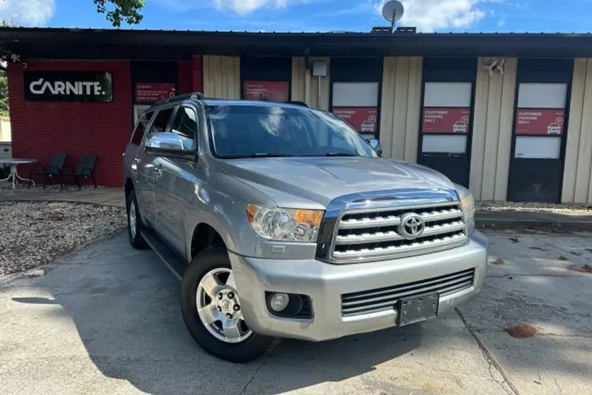 2010 Toyota Sequoia Limited Sport photo 1
