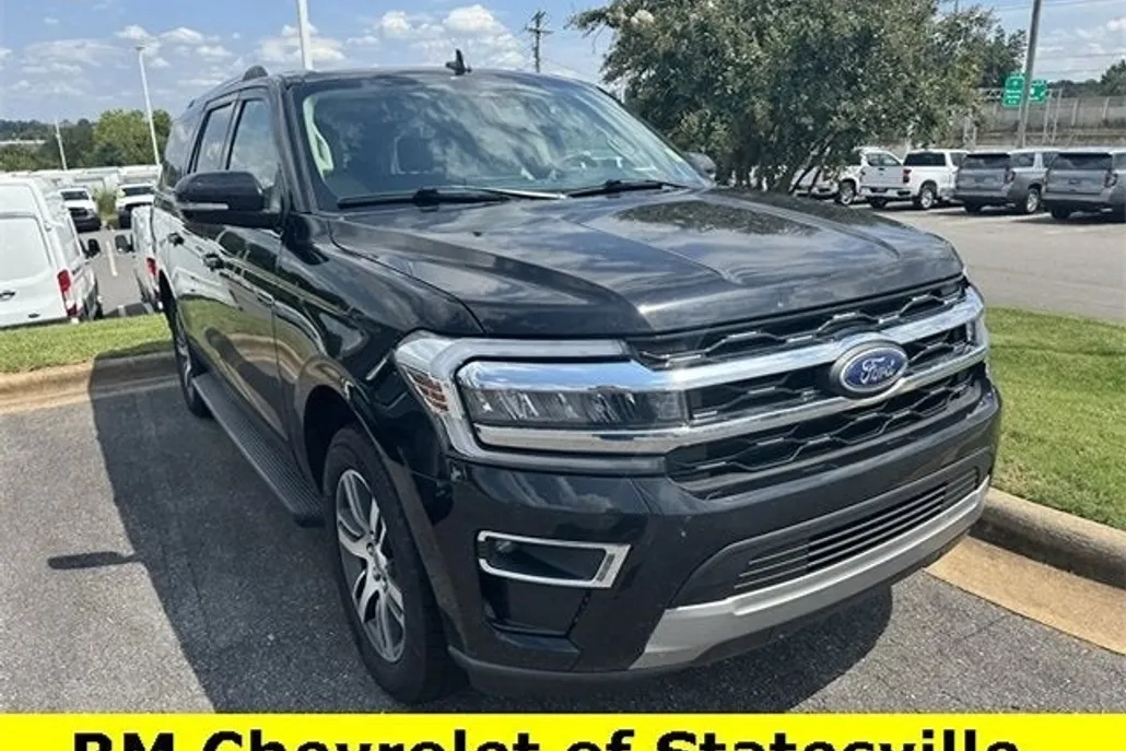 2024 Ford Expedition MAX Limited photo 1