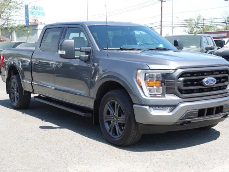 2023 Ford F-150 XLT photo 1