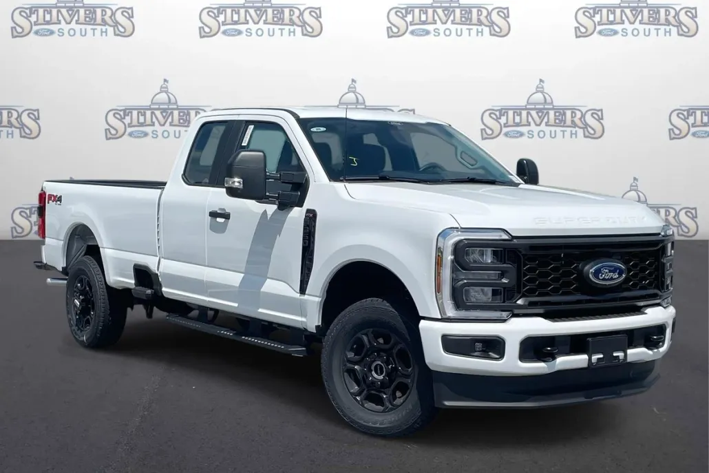 2025 Ford F-350 XL photo 1