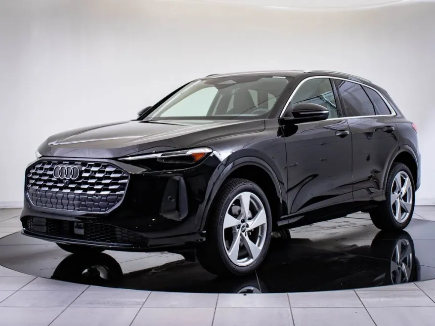 2025 Audi Q5 2.0T Premium Plus photo 1