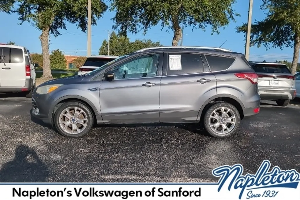 2014 Ford Escape Titanium photo 1