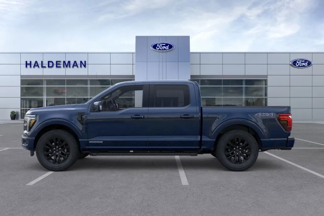 2025 Ford F-150 Lariat photo 1