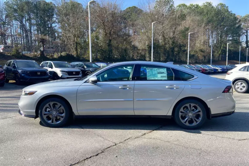 2025 Honda Accord Hybrid EX-L photo 1