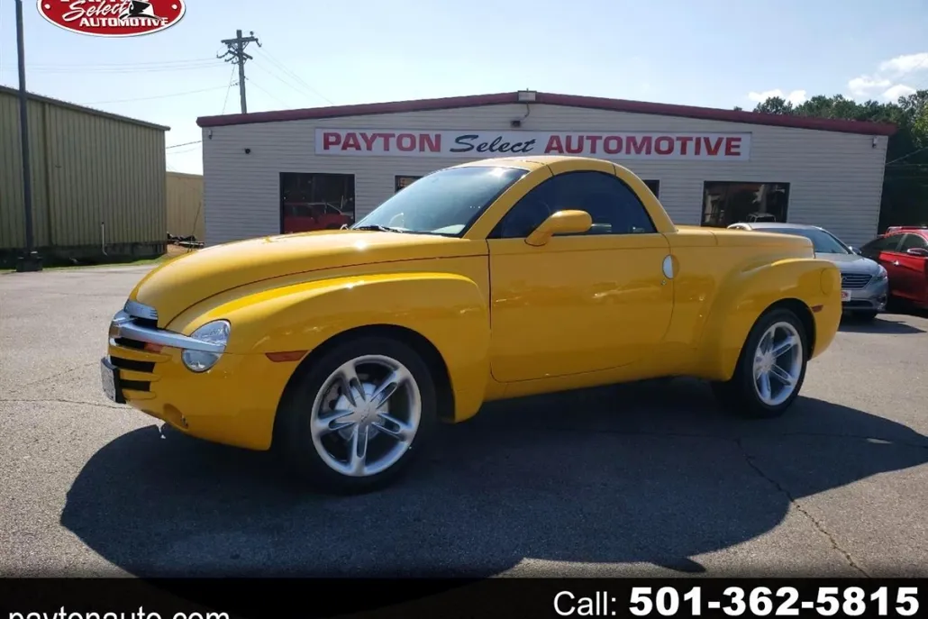 2003 Chevrolet SSR photo 1