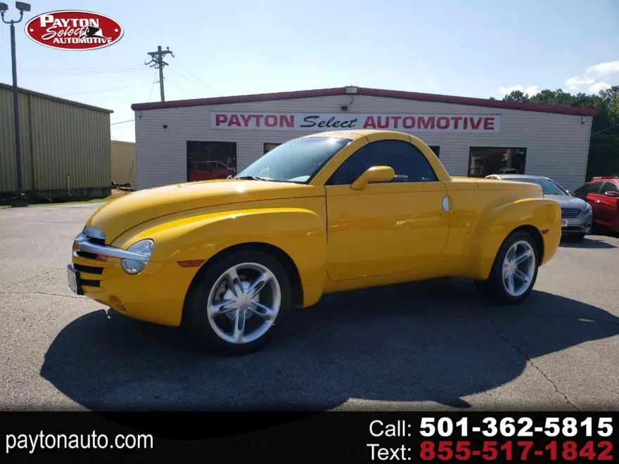 2003 Chevrolet SSR photo 1
