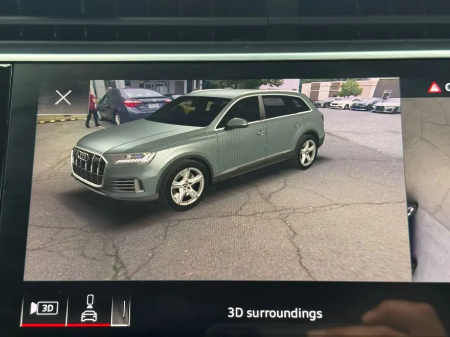 2022 Audi Q7 45 Premium Plus photo 21