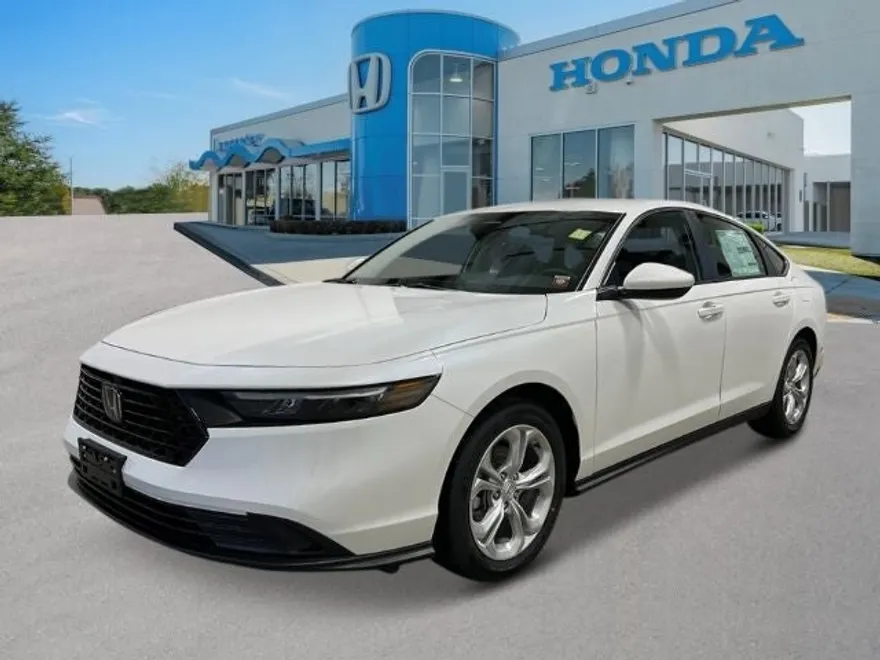 2025 Honda Accord LX photo 1