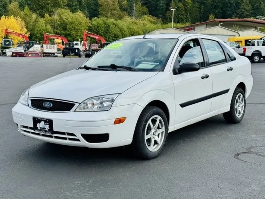 2005 Ford Focus S photo 1