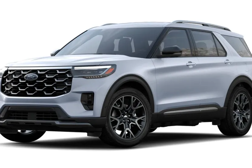 2025 Ford Explorer Platinum photo 1