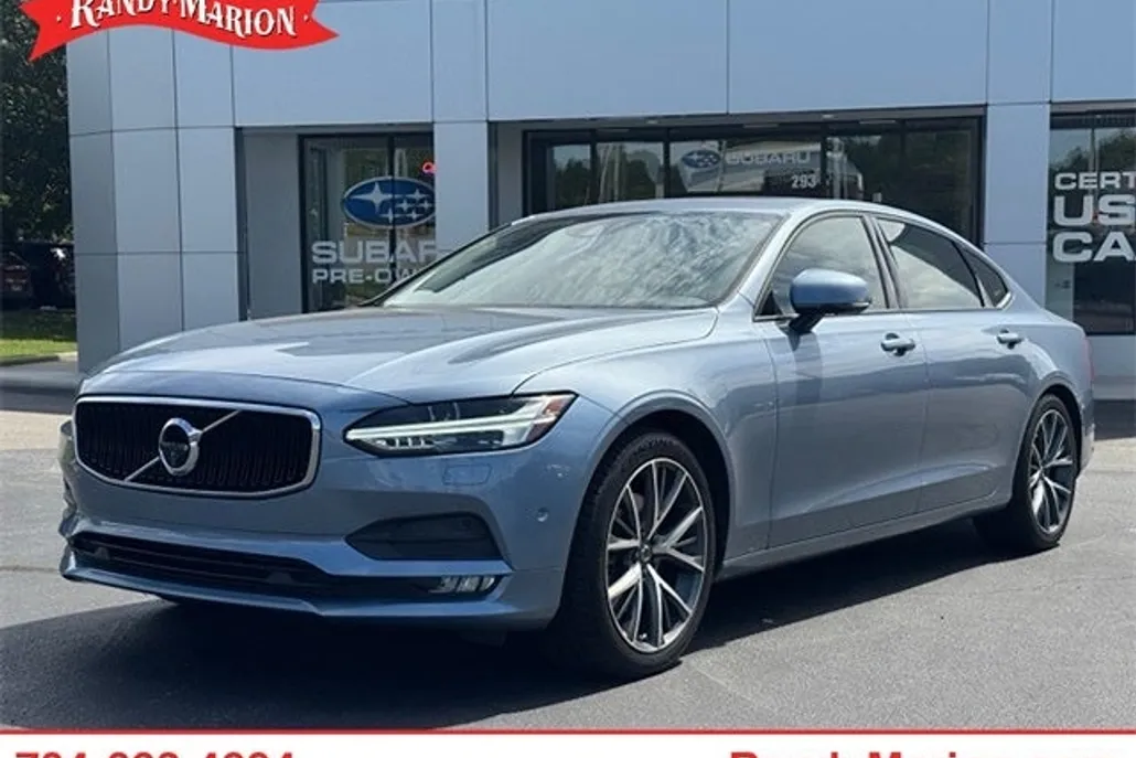 2018 Volvo S90 T5 Momentum photo 1