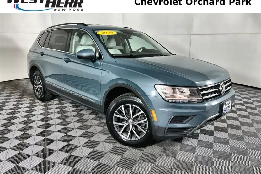 2020 Volkswagen Tiguan SE photo 1