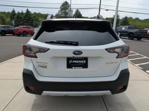 2024 Subaru Outback Limited photo 4