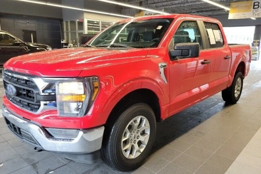 2023 Ford F-150 XLT photo 1