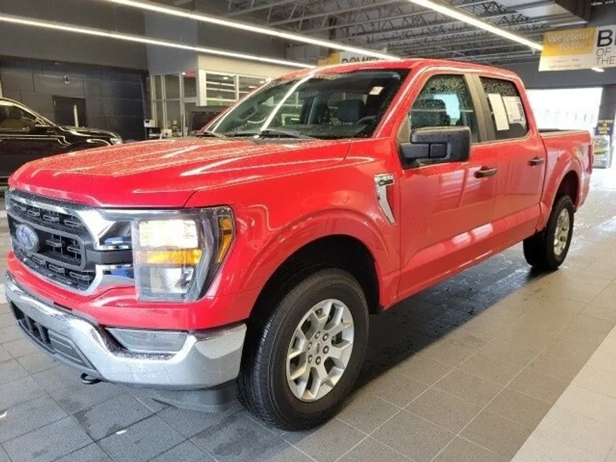 2023 Ford F-150 XLT photo 1