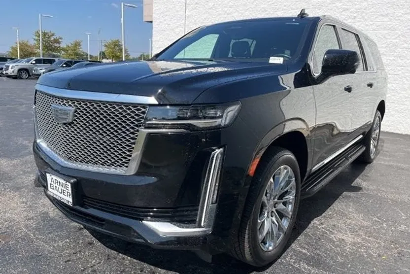 2023 Cadillac Escalade ESV Premium Luxury photo 1