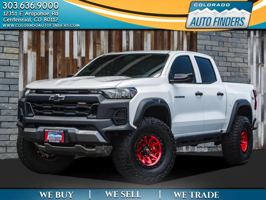 2023 Chevrolet Colorado Trail Boss photo 1