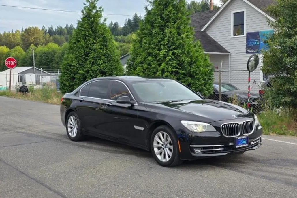 2013 Bmw 740Li xDrive Sedan photo 1
